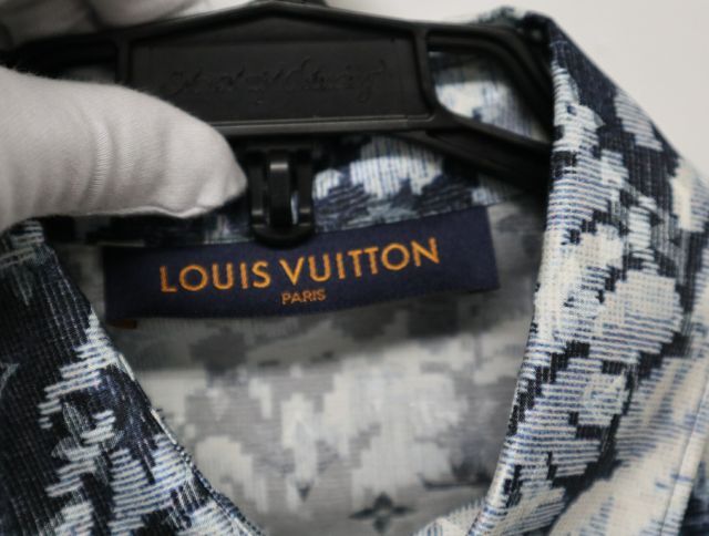 LOUIS VUITTON ルイヴィトン モノグラムタペストリー 長袖シャツ サイズXS RM211M ZOG HKS16W 21SS 【中古】