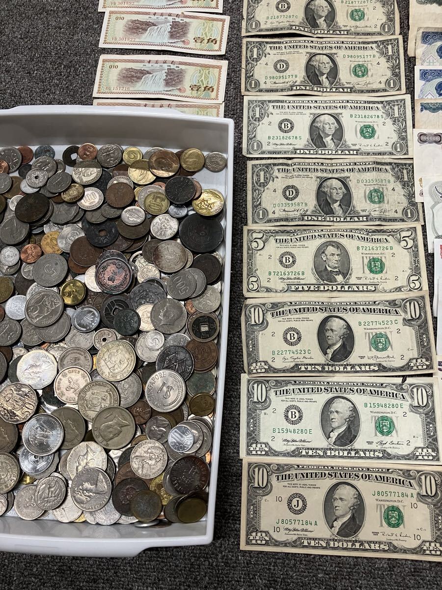 海外貨幣 世界30ヵ国の古銭 まとめ売り 海外硬貨 海外紙幣 まとめ売り 古銭 外国 アメリカ 中国 他 ドル
