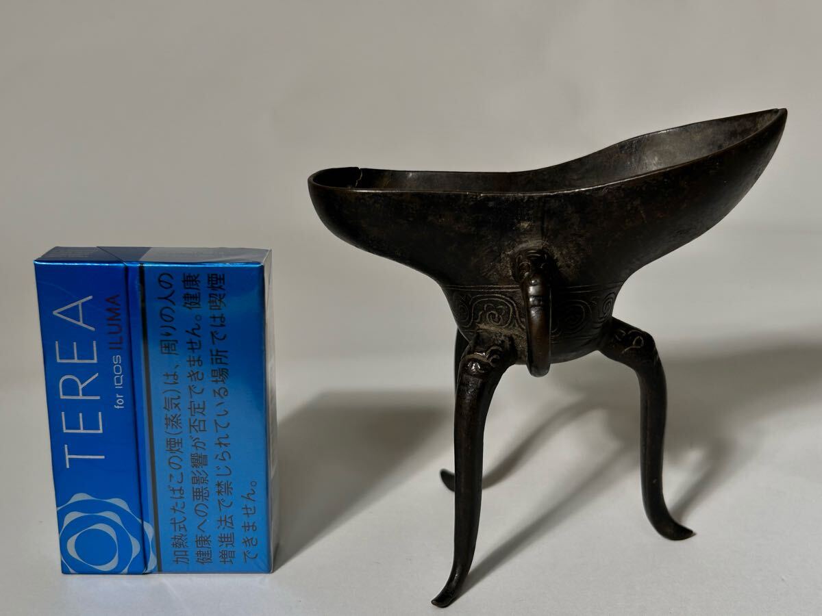 青銅器 三足 爵杯 酒器 中国美術 古玩 骨董 中国美術 青銅器 酒器 骨董品 中国古玩 銅製 時代 時代品 爵杯