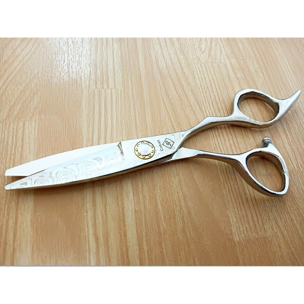 ✨切れ味抜群プロ用ハサミ☆カットシザー美容師トリマー理容師