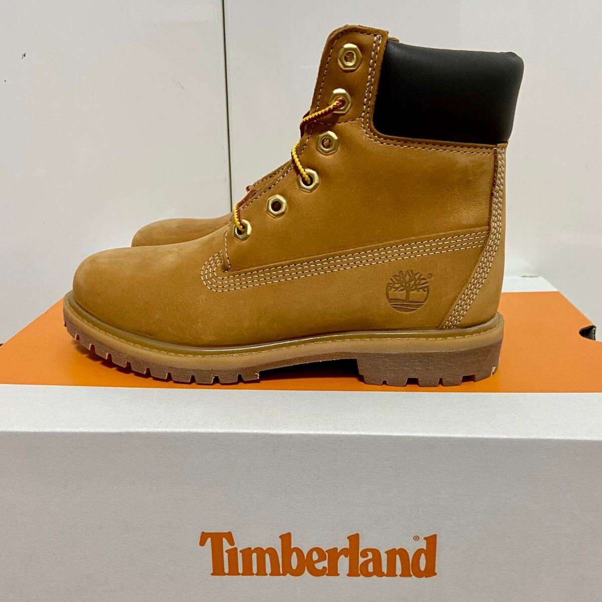 新品 ティンバーランド 6インチブーツ イエローブーツ 定価28600円22.5 新品 Timberland ティンバーランド 6インチブーツ イエロー