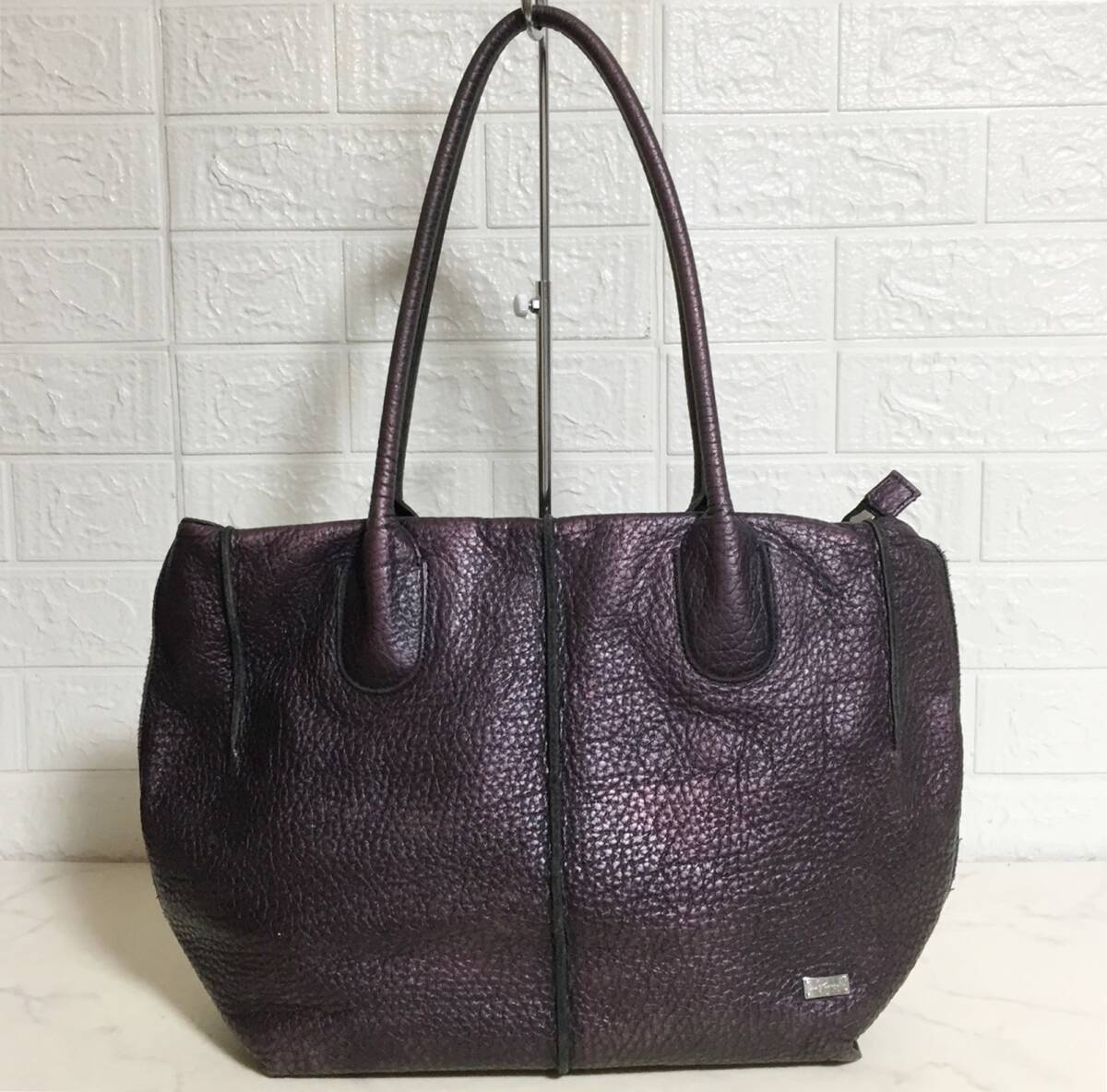 no36246 銀座かねまつ 本革 レザー 肩掛けショルダー トート バッグ 通勤 通学 A4収納可能_画像1