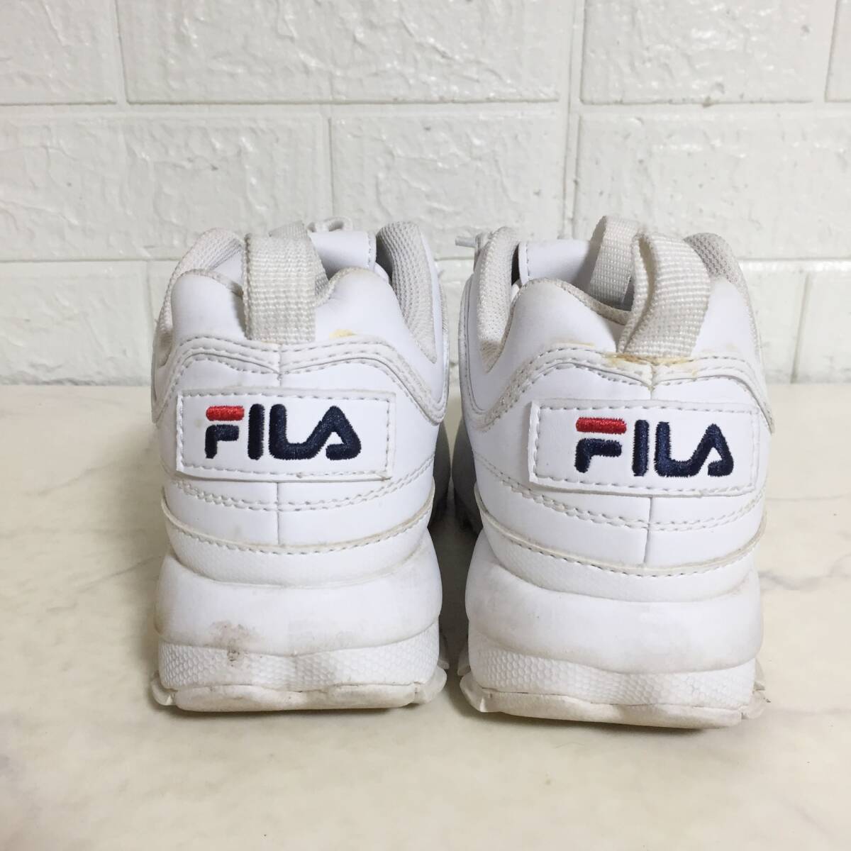no36767 FILA フィラ DISRUPTOR 2 レザー 厚底 スニーカー シューズ 靴 22.5_画像3