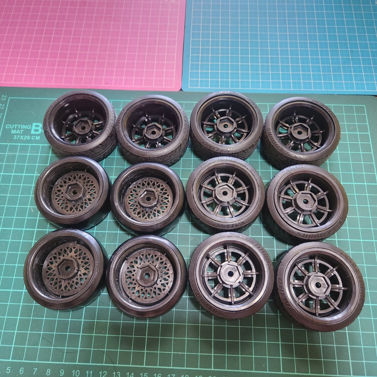 ラジコン タイヤ ホイール ドリパケ タミヤ ヨコモ ラジドリ 即決《送料無料》 ドリフト タイヤ 付き ホイール ⑩ ラジコン