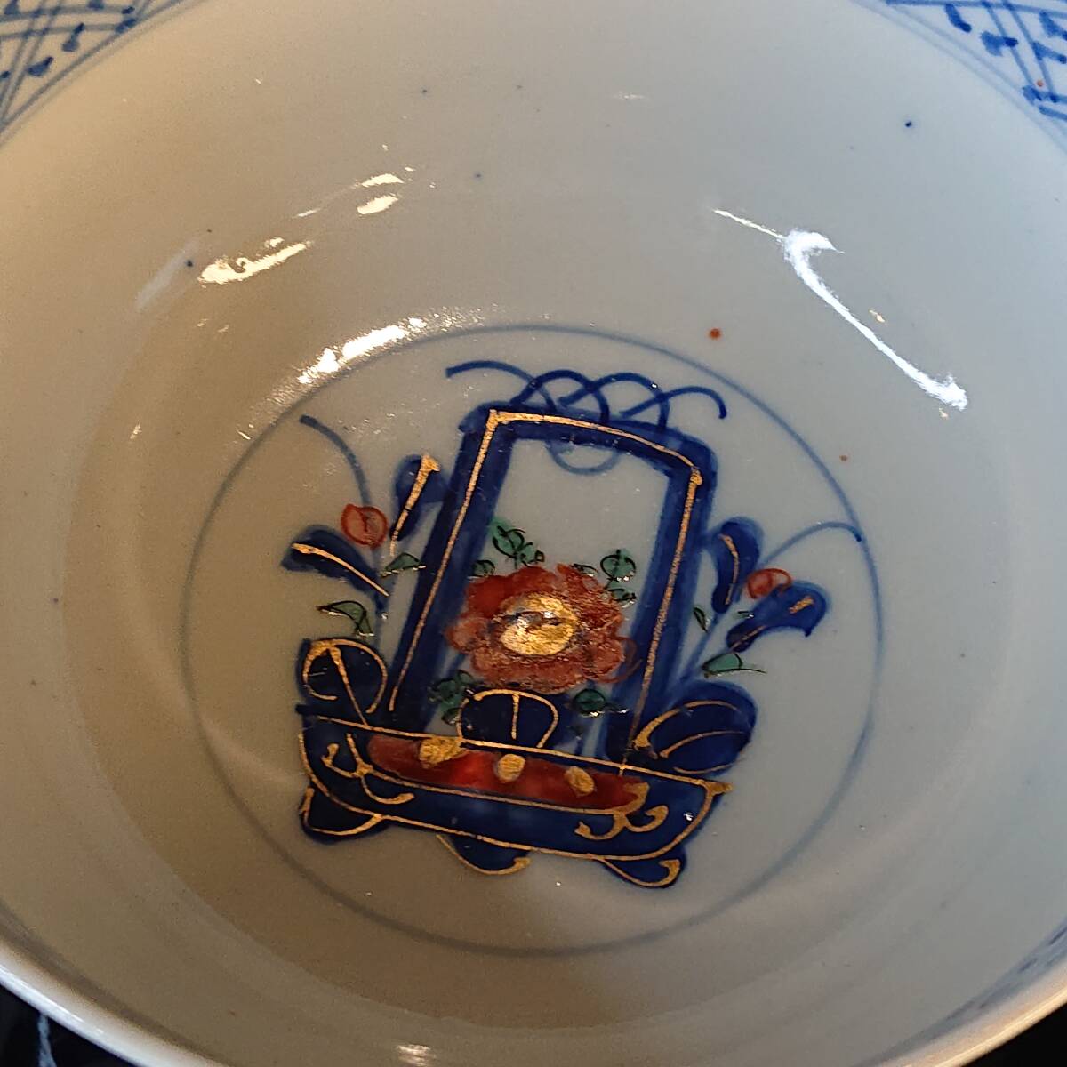 冨貴長春 蓋付茶碗 錦絵 染付 金彩 古伊万里 7客 吉祥 1客に金継ぎ有り T06-0731 古伊万里 蓋茶碗 金彩染錦 花籠柘榴窓絵 富貴長春銘 5