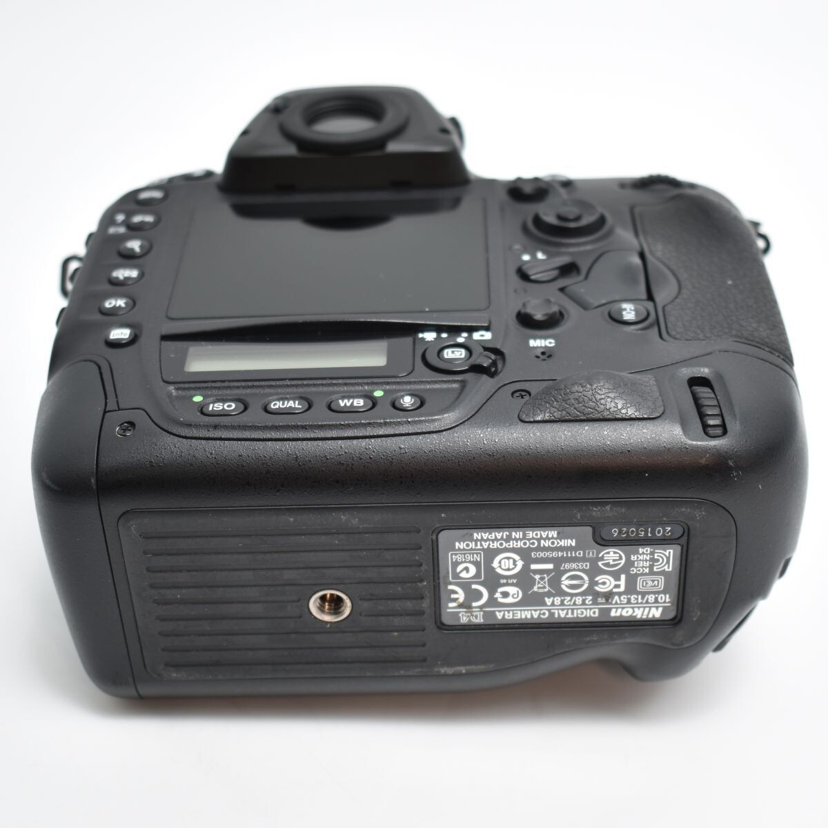 B#7877 Nikon デジタル一眼レフカメラ D4 ボディー D4