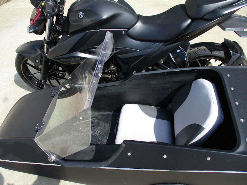 　スズキ　ジグサー250サイドカー　走行距離8,981ｋｍ　黒　8BL-ED22Y GIXER_画像6