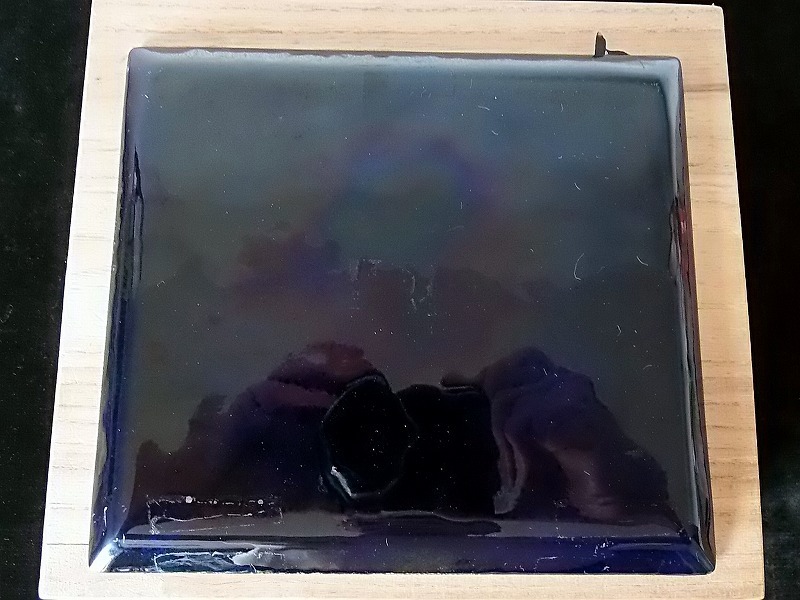 杉本義一<七寶神杉文飾皿>共箱■210×188×10㎜/0.56㎏■共箱245×223×55㎜/0.2㎏★表ヒビ/裏テープ痕/共箱薄汚れ■ゆうパック60/定形外_画像4