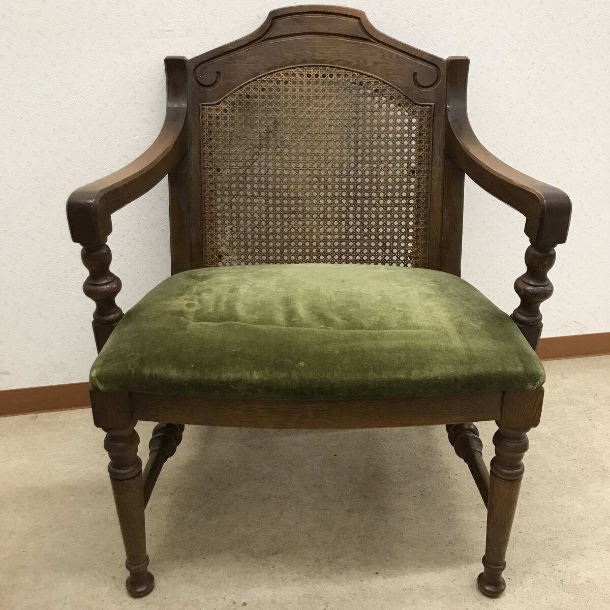コスガ家具 オールドコスガ アームチェア アンティーク モケットグリーン イギリス アンティーク レトロ家具 高級家具 引き取りのみ_画像1