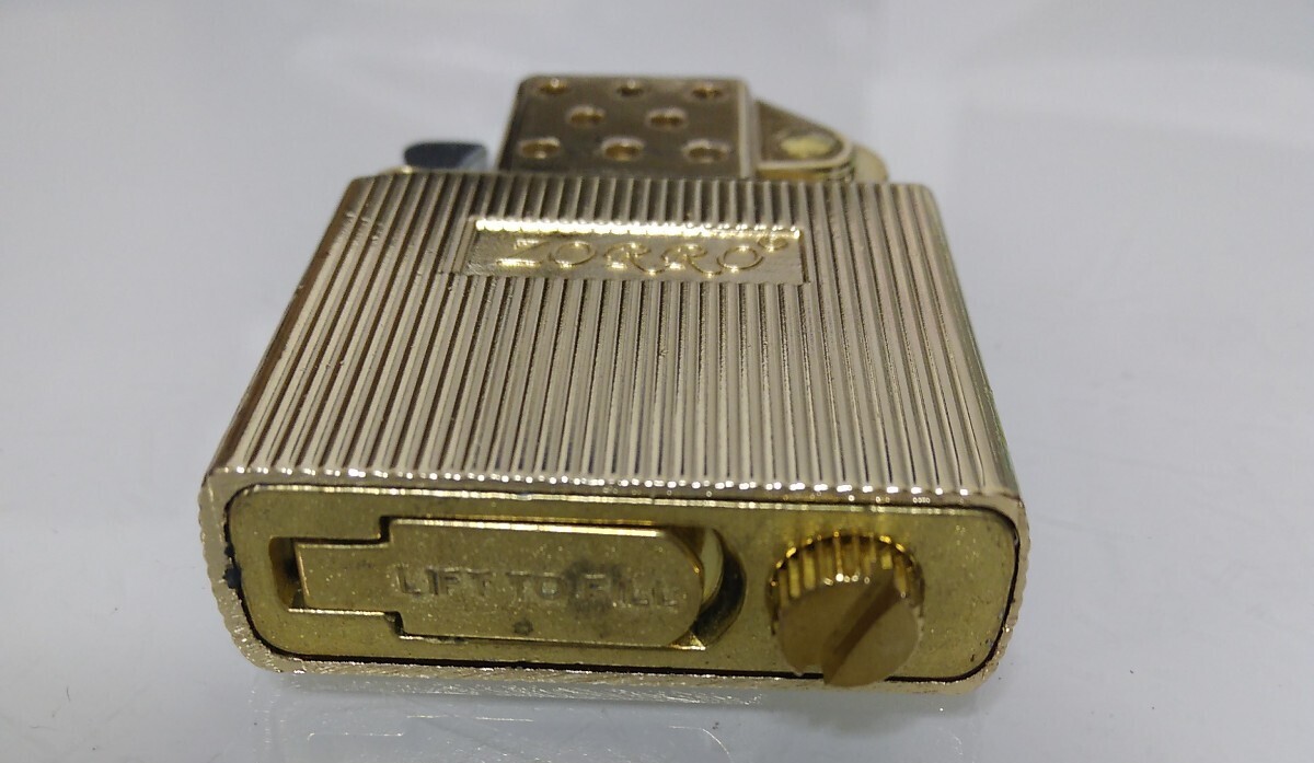 新発売 オイルの持ちが4倍長持ち 上下蓋付きオイルライター インサイドユニットのみ 新品未使用 限定カラーゴールド_画像9