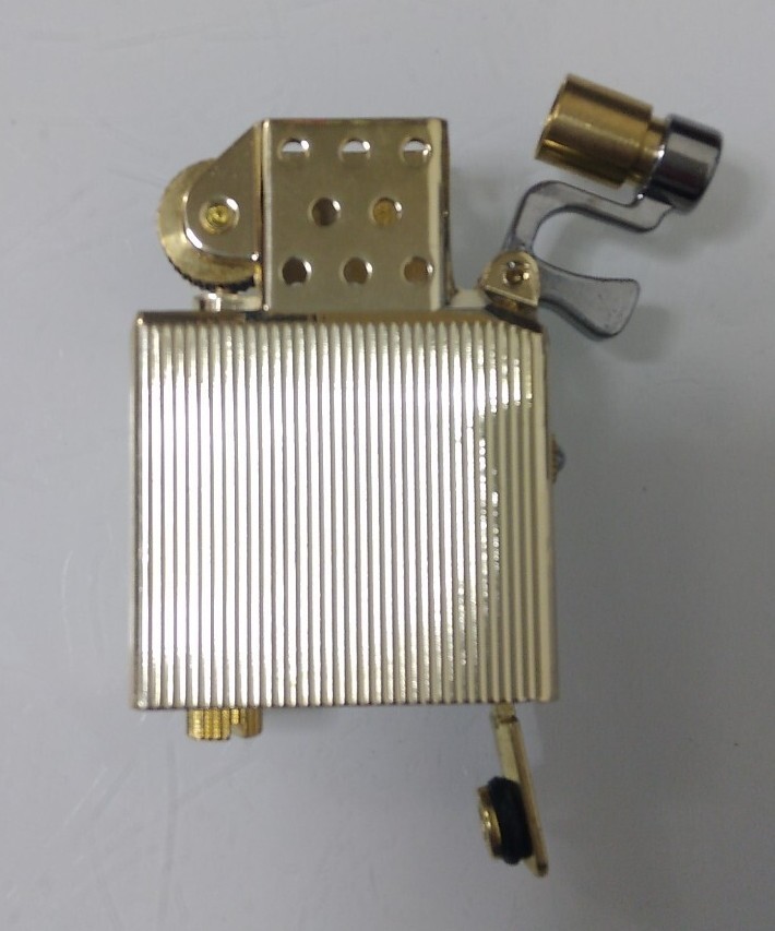 新発売 オイルの持ちが4倍長持ち 上下蓋付きオイルライター インサイドユニットのみ 新品未使用 限定カラーゴールド_画像3