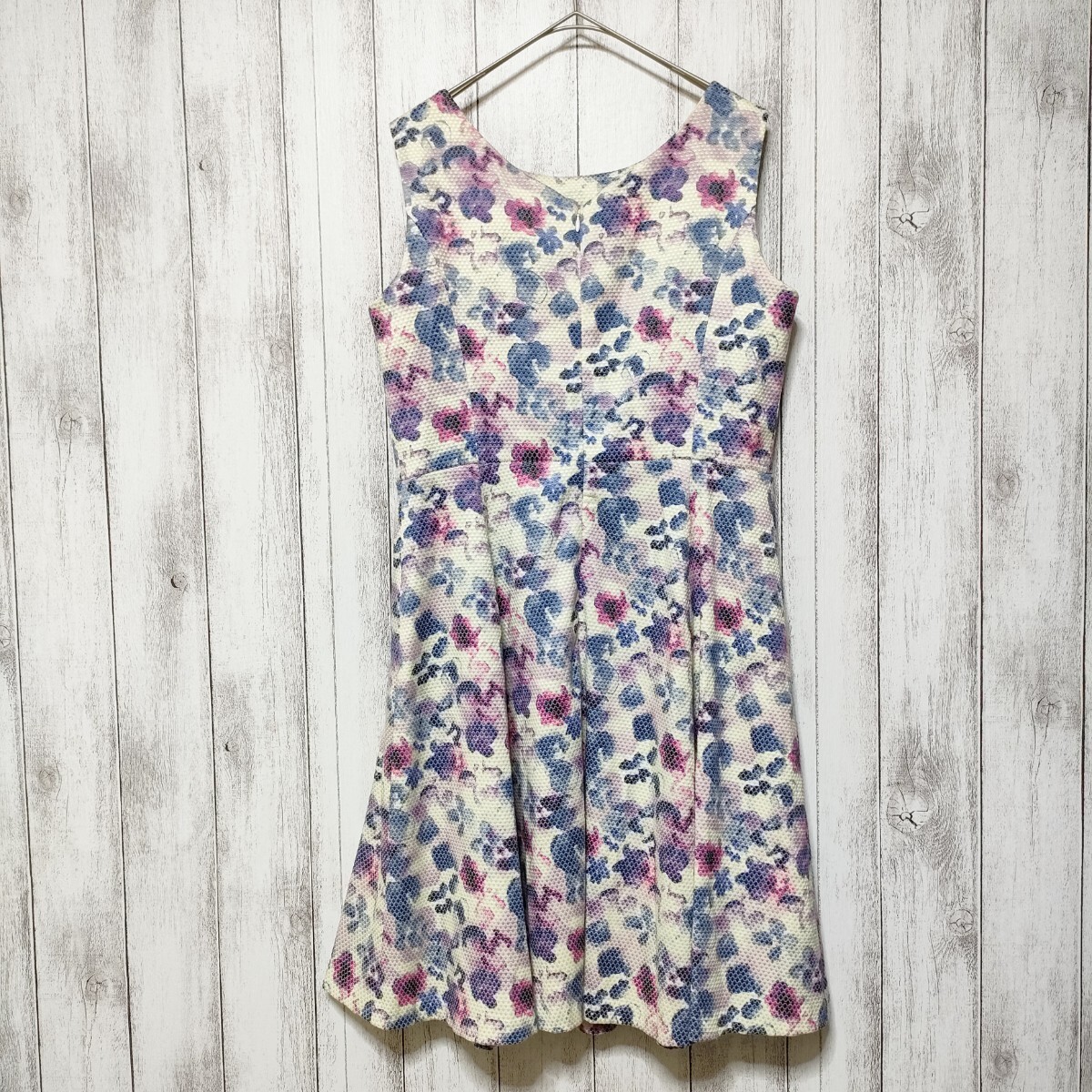 Soareak　ソアリーク　(M)　花柄 ノースリーブワンピース_画像2