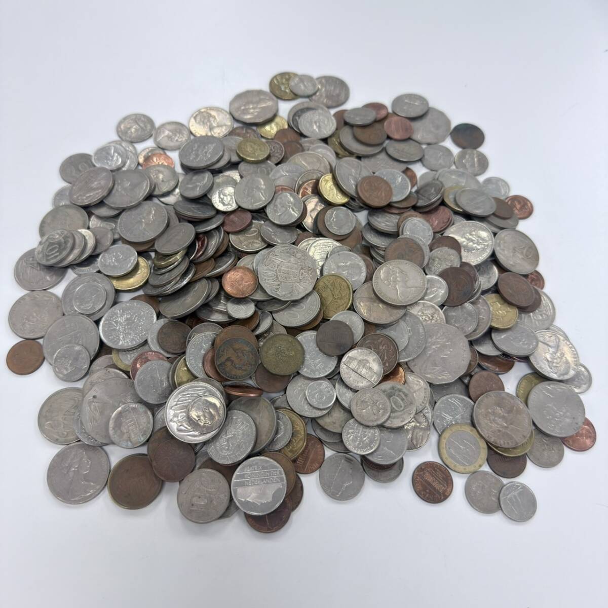 外国コイン 昔の貨幣 古銭 世界のコインまとめ売り 正味3.6kg NO.41 761207/外国通貨 外国銭 外国コイン まとめ売り 外貨 硬貨 古銭