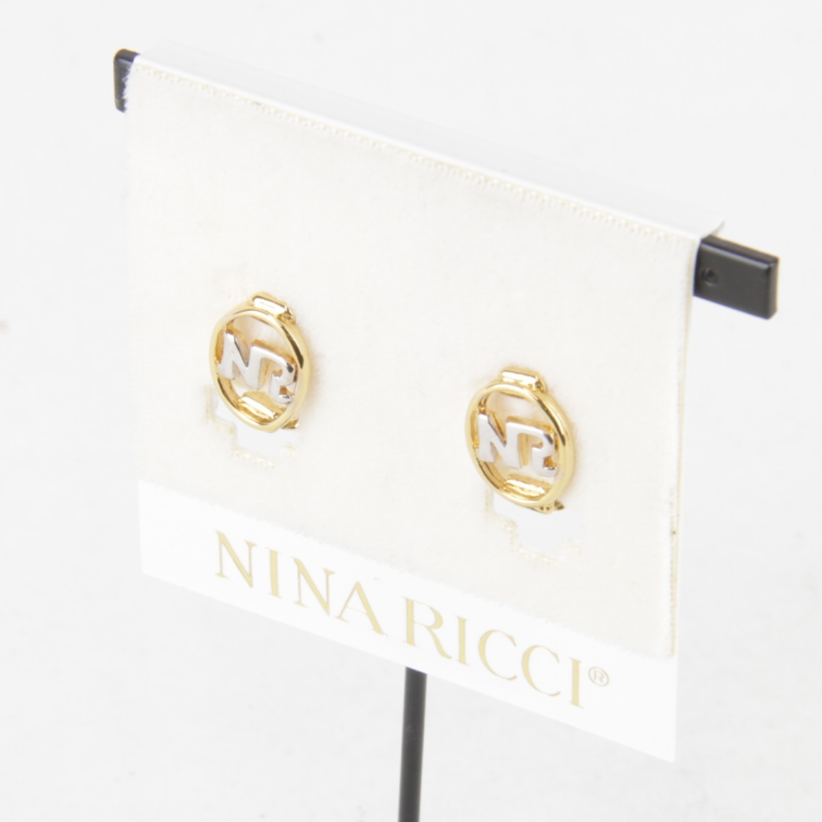 美品『USED』NINA RICCI【ニナリッチ】 イヤリング メタル レディース
