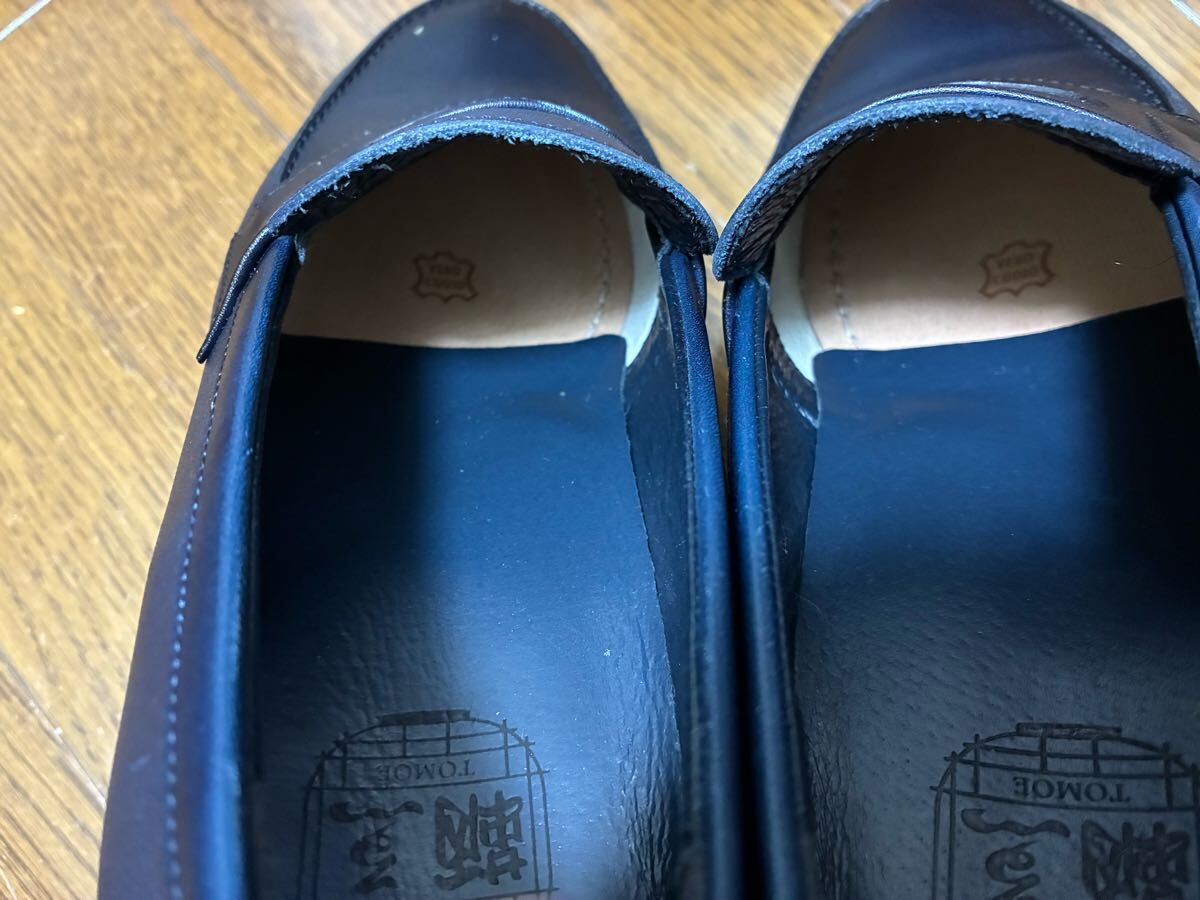 ともえページ 未使用品！ゑともえ 革靴 コインローファー レザーネイビー