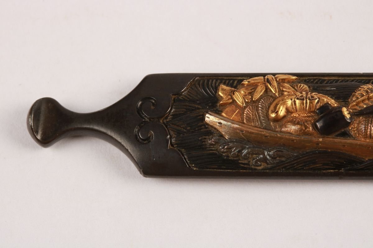 鍛冶屋敷]刀剣美術/江戸期/無銘/銅魚々子地銅覆輪象嵌色絵梅図