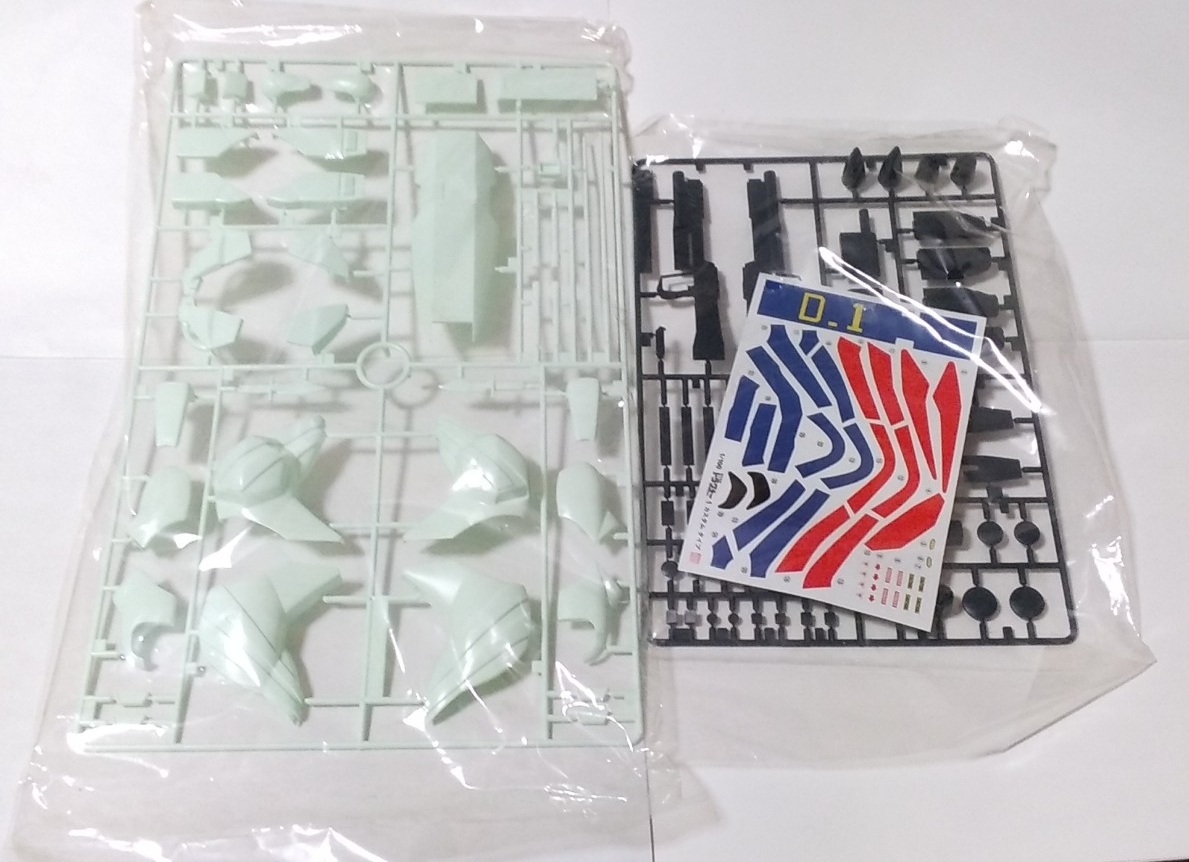 バンダイ 1/100 機甲戦記ドラグナー カスタムドラグナー1型/ B-CLUB改造ヘッドセット 未組立 当時物_画像4