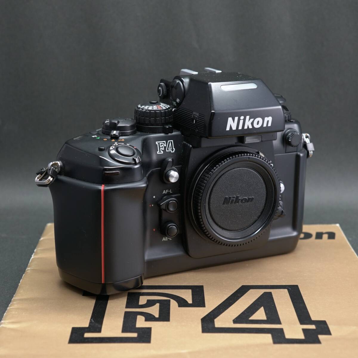NIKON F4 ボディ美品 おまけ別売アクセサリーいろいろ (ニコン NIKON F4 ボディ美品 おまけ別売アクセサリーいろいろ (ニコン
