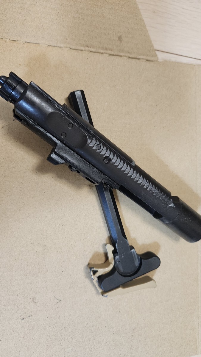 東京マルイ M4ガスブロ用ボルトキャリア チャージング ゴールド MTR16 東京マルイ MTR16 ゴールド M4 MWS ボルトキャリア マルイ