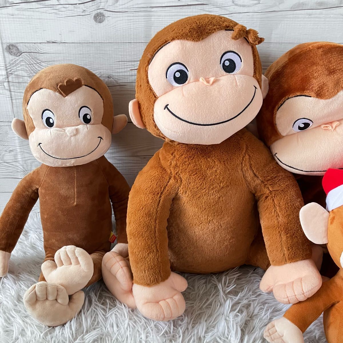 おさるのジョージ 大量まとめ売り!!! おさるのジョージ ぬいぐるみ 大量まとめ売り 未開封あり