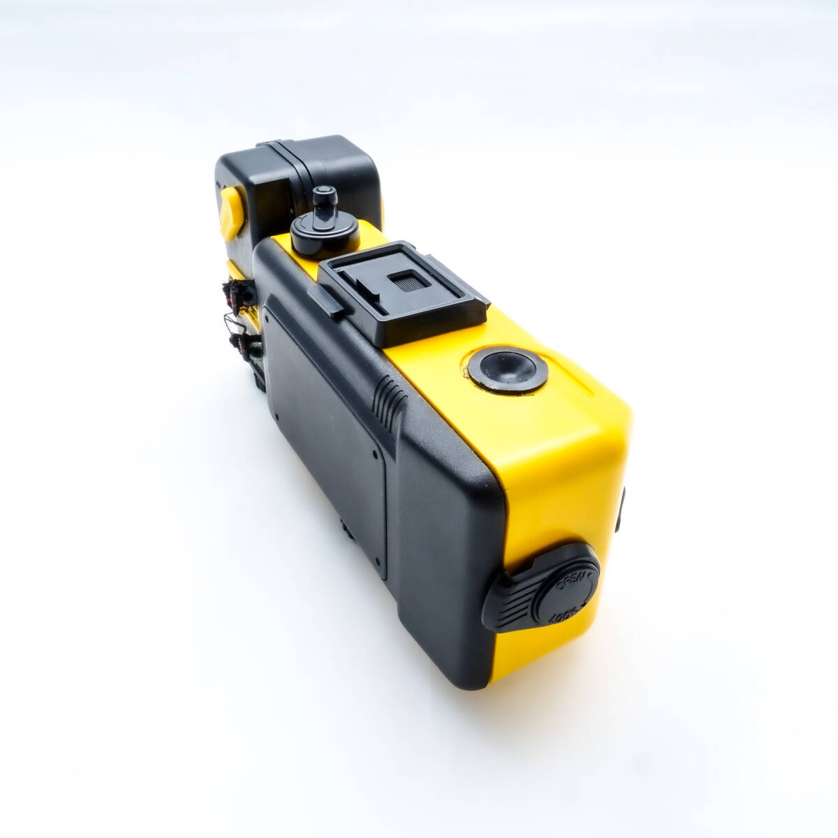 【希少】ADI DIVE 35 水中カメラ + Wet-F フラッシュ付き ダイビング用 レトロフィルムカメラ 動作未確認_画像4