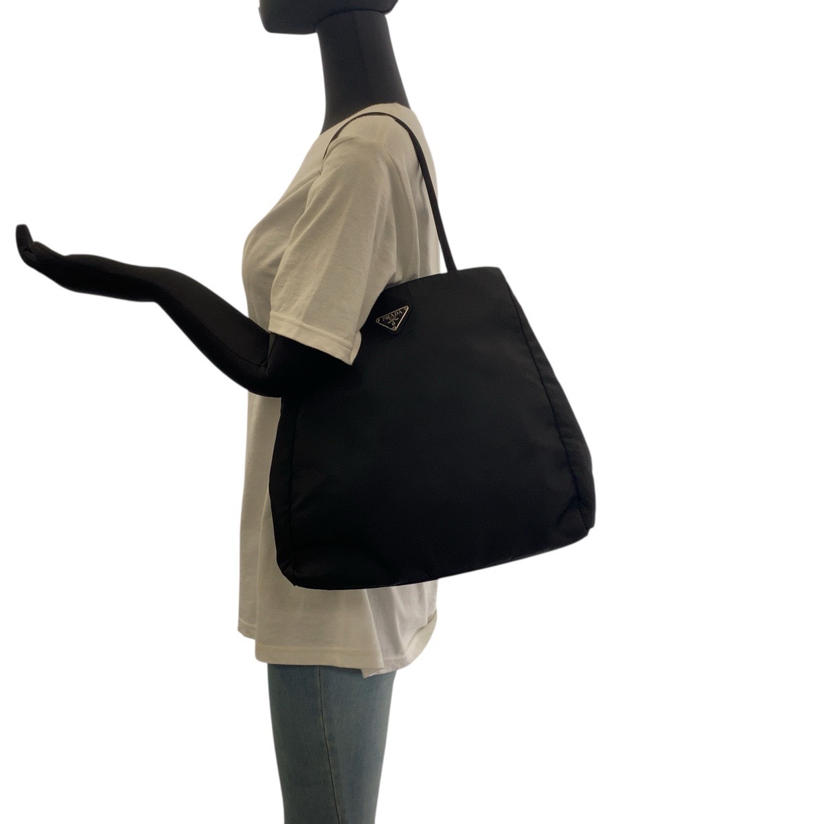  прекрасный товар PRADA Prada te Hsu to треугольник Logo plate черный чёрный серебряный металлические принадлежности нейлон большая сумка сумка на плечо женский 504246
