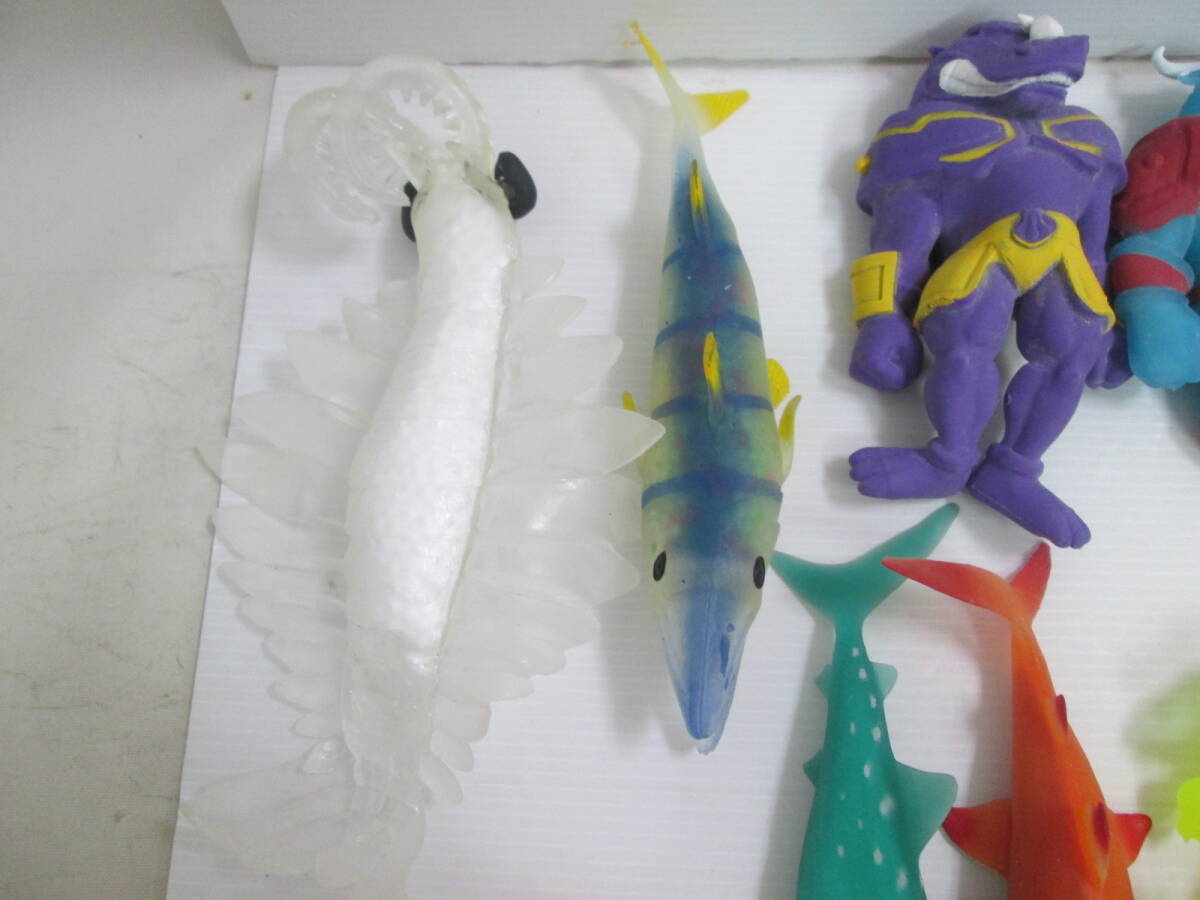 デアゴスティーニ ミュータントファイターズ シーモンスターズ アノマノカリス 恐竜 ジンゼィザメ オエイママキエイ 13体で_画像2