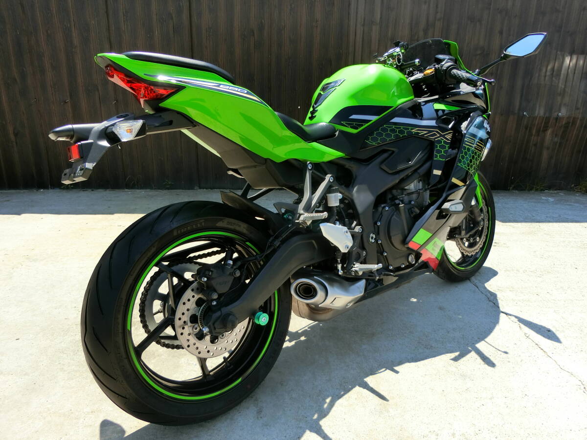 Yahoo!オークション - カワサキ ニンジャZX-25R ZX250E-A11 ABS