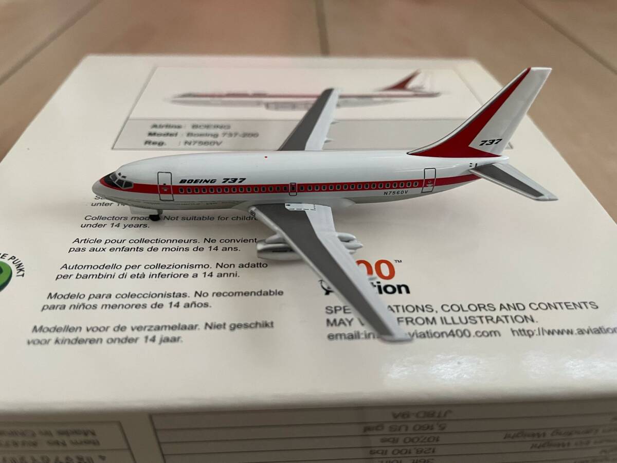 1/400 737−200「 ハウスカラー」 Aviation400 1/400 Boeing 737-200 N7560V Boeing House Colors
