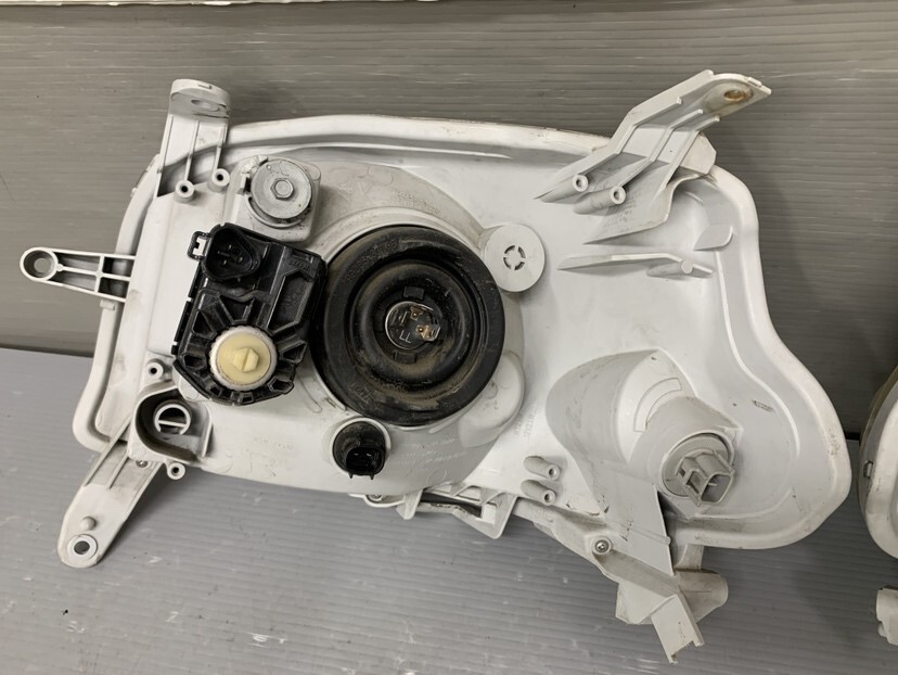  Daihatsu Esse X специальный (L235S L245S) оригинальный передняя фара левый и правый в комплекте 100-51824 HCR-533 передняя фара правый левый Koito p056860