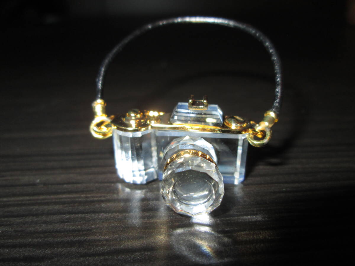 ☆27 SWAROVSKI スワロフスキー ミニチュアコレクション カメラ 美品 共ケース クラッシッククリスタルオブジェ_画像1