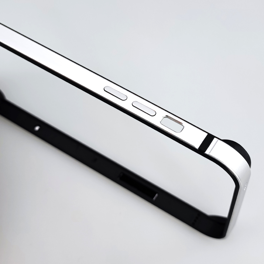 iPhone 13ProMax アルミバンパーケース シルバー (3)_画像2