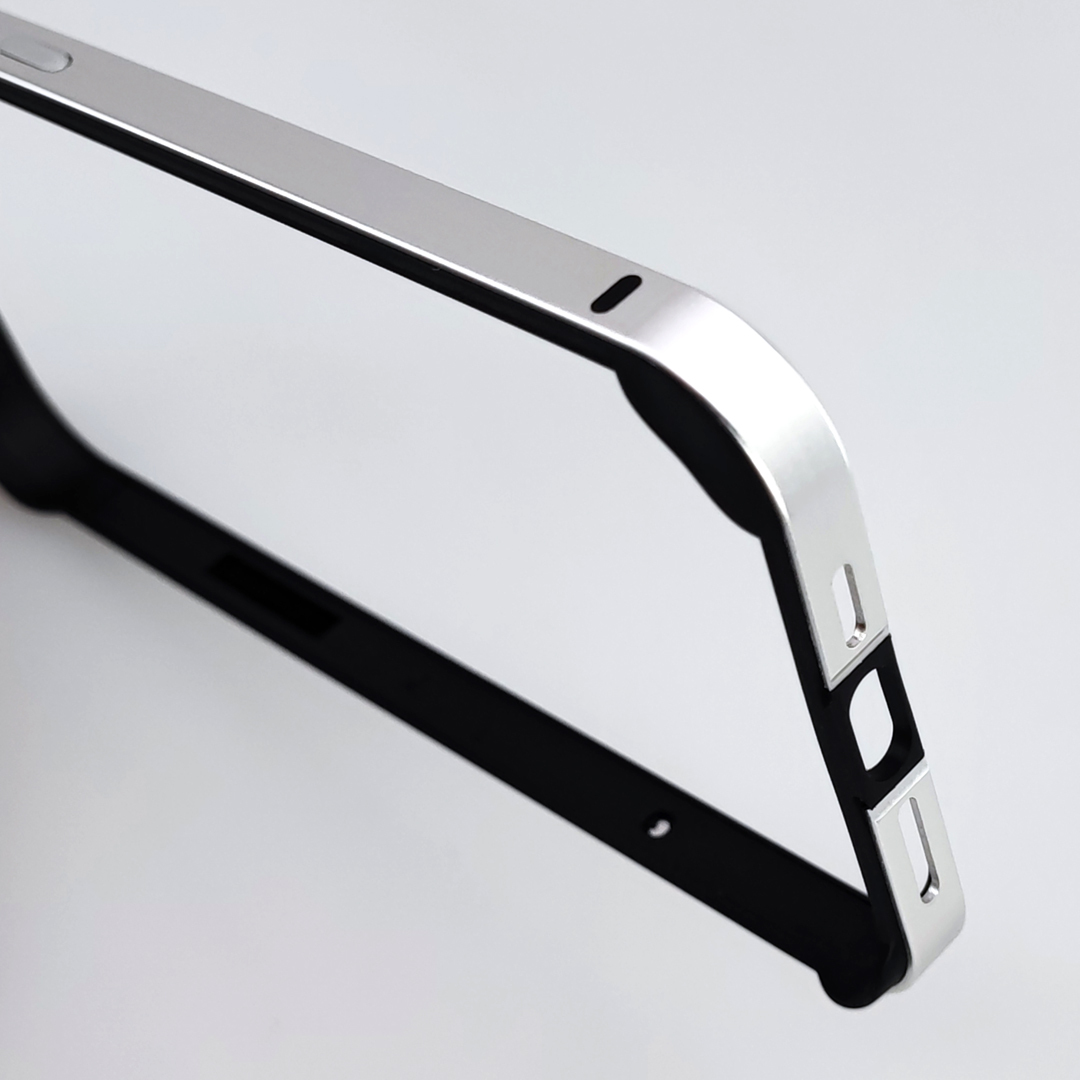 iPhone 13ProMax アルミバンパーケース シルバー (3)_画像4