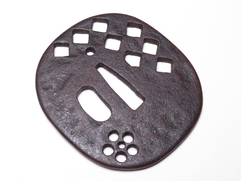 [10731] меч принадлежности ( осмотр / доспехи / меч /. голова ) металлический земля ... гарда меча ( первый товар * покупка товар )