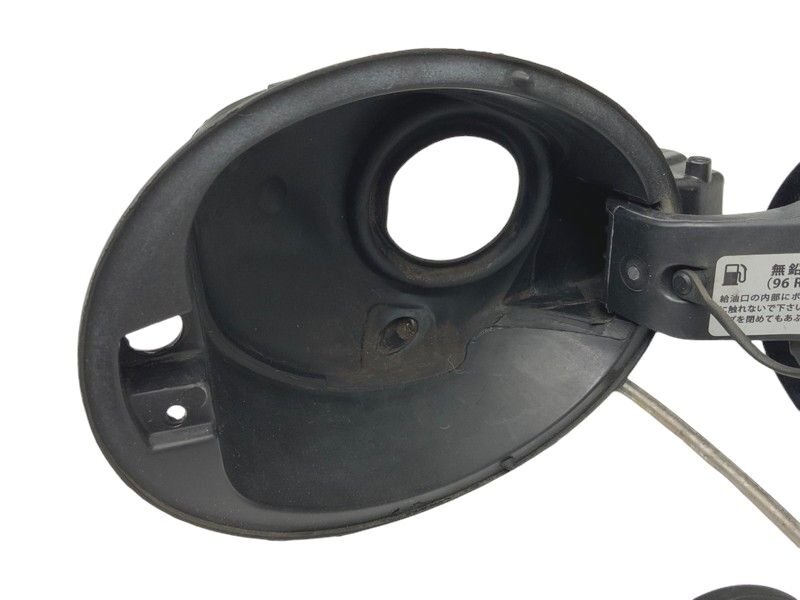 VW073 16 ビートル CBZ ベース 給油口 フューエルリッド ◆LC9X ディープブラックPE ◆5C5 809 999 C ★破損無し 〇_画像5