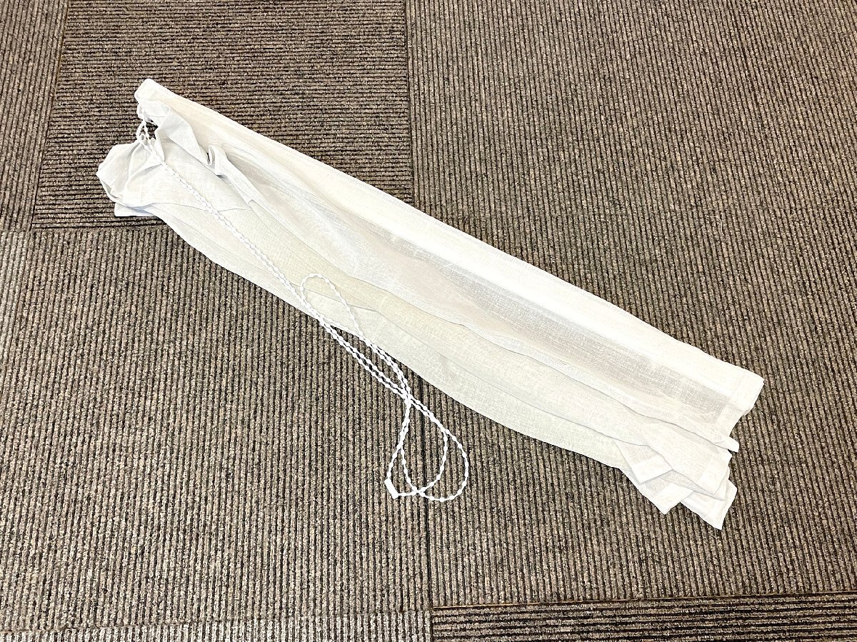 【福岡】W900 シェードカーテン◆サンゲツ◆取付金具◆W900 H1160 D30◆※日焼け、ほつれあり◆モデルR展示設置品◆CR52_Kh_画像5