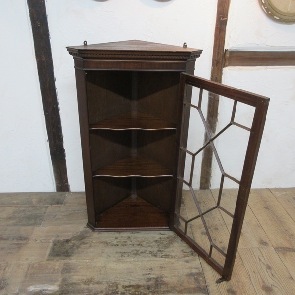 イギリス アンティーク 家具 ウォールコーナーキャビネット 英国 6937d イギリス アンティーク 家具 ウォールコーナーキャビネット 英国