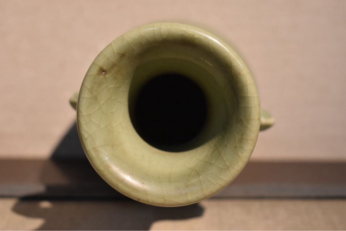 ♦中国 古玩古美術 古陶磁 青磁 双耳瓶 壺 骨董品 アンティーク コレクション GE】E105【コレクター所蔵品】時代 青磁耳付花瓶/中国古玩 中国