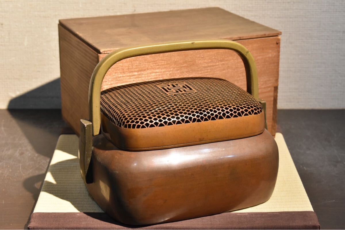 ストーブ 火鉢 銅器 稀少品 時代物 茶道具 重厚 極細工 工芸品 美術品 置物 GE】E114【コレクター所蔵品】時代 銅手炉/中国古玩 中国美術