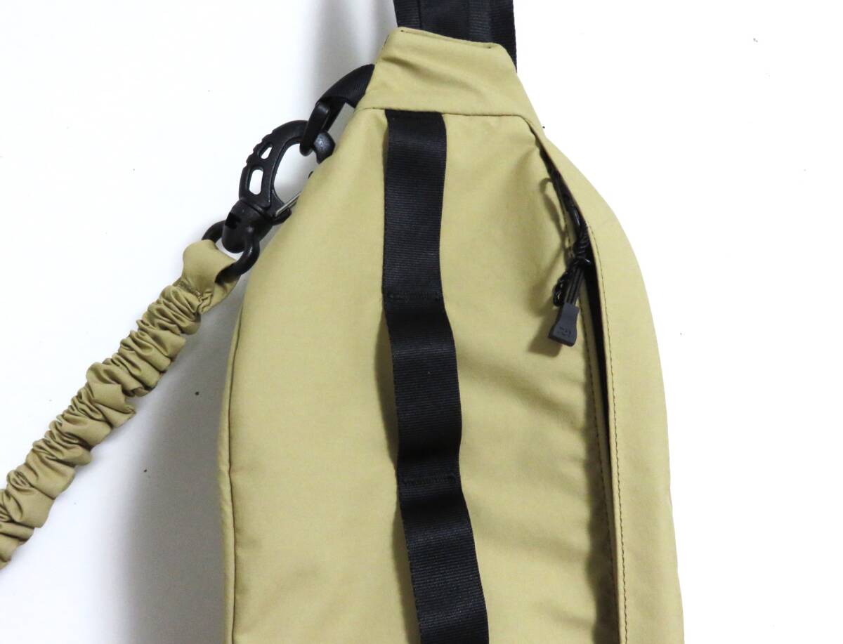 D-VEC × ALMOSTBLACK LIGHT S.R.G. SHOULDER BAG бежевый Gore-Tex ti- Beck все Most черный плечо сумка-пояс