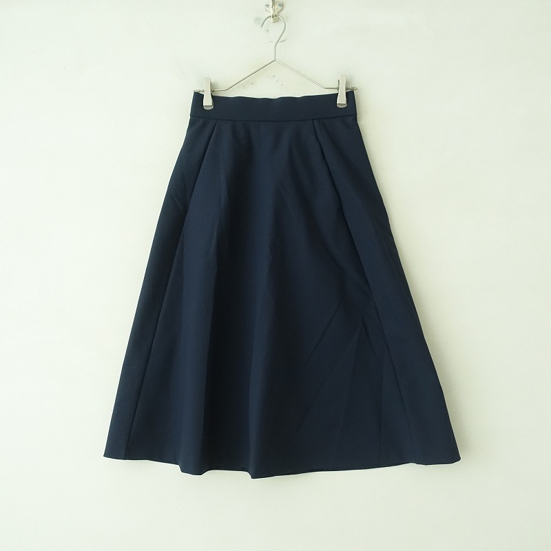 【美品/定価1.5萬(wàn)】組曲 KUMIKYOKU *洗える GEMINI フレアスカート*2ネイビー紺(sk84-2506-68)【41G52】