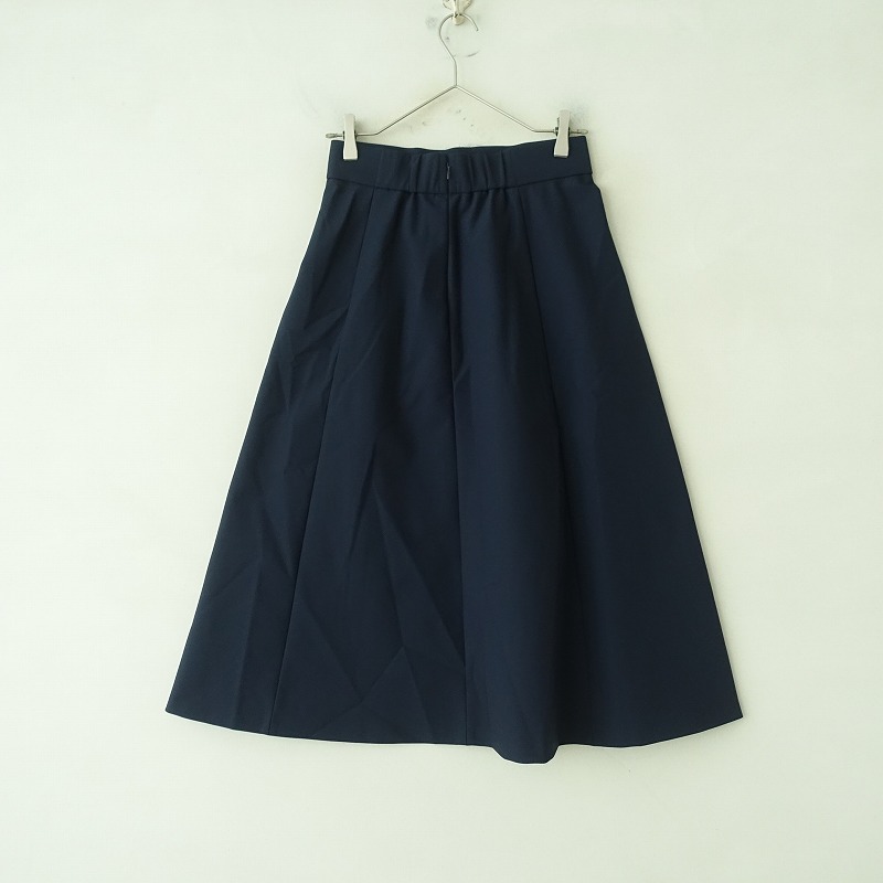 【美品/定価1.5萬(wàn)】組曲 KUMIKYOKU *洗える GEMINI フレアスカート*2ネイビー紺(sk84-2506-68)【41G52】