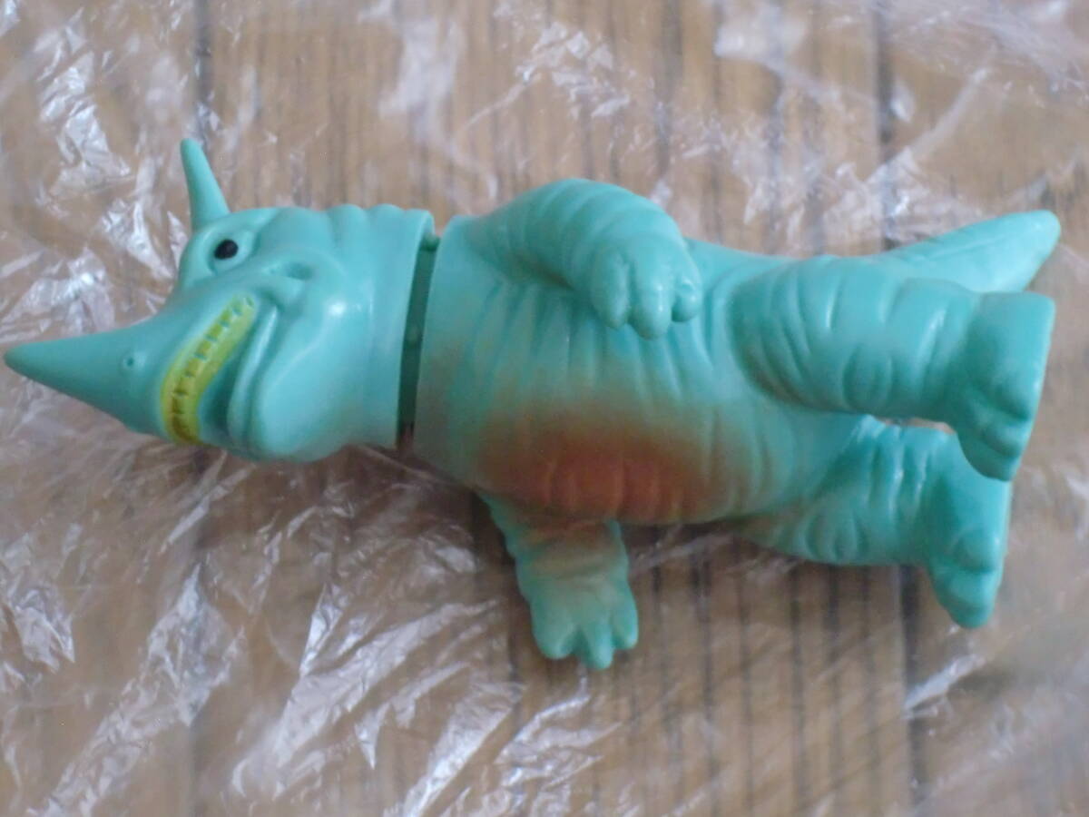 【昭和当時物】■ブルマァク 透明怪獣ネロンガ ミニソフビ 当時モノミニソフビ☆透明怪獣ネロンガ(水色)☆ブルマァクの怪獣