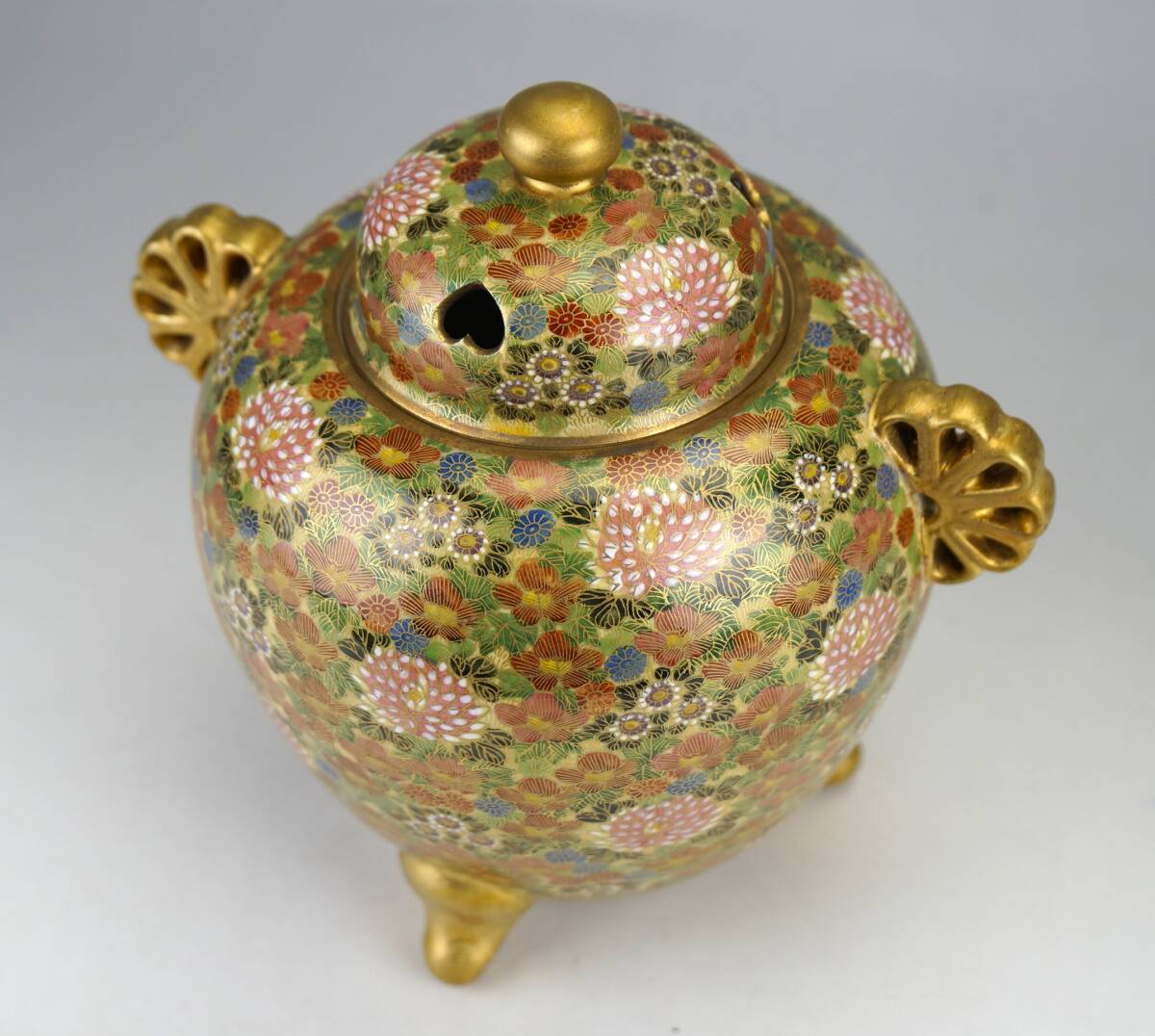 薩摩焼　薩摩連山　香炉　大型　蓋付　三足 薩摩焼 薩摩連山 香炉 大型 蓋付 三足 薩摩焼 薩摩連山 香炉