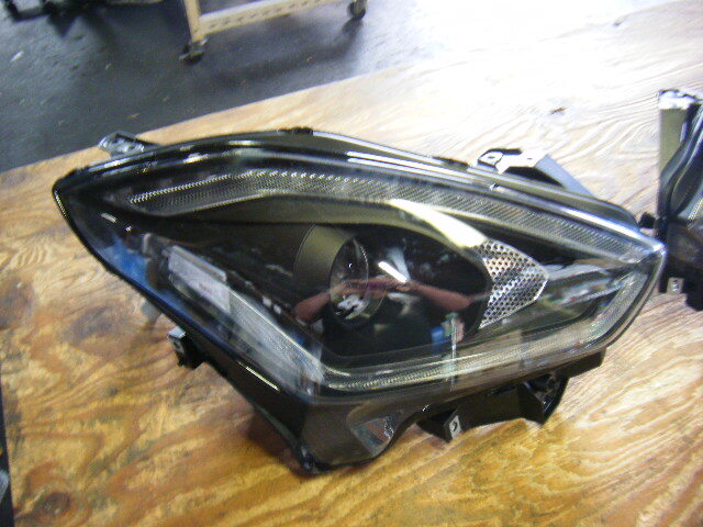 ZC13S ZC83 ZD83S ZC33S Swift Sports Valenti VALENTI JAPAN SONAR SK5471 LED передняя фара левый правый