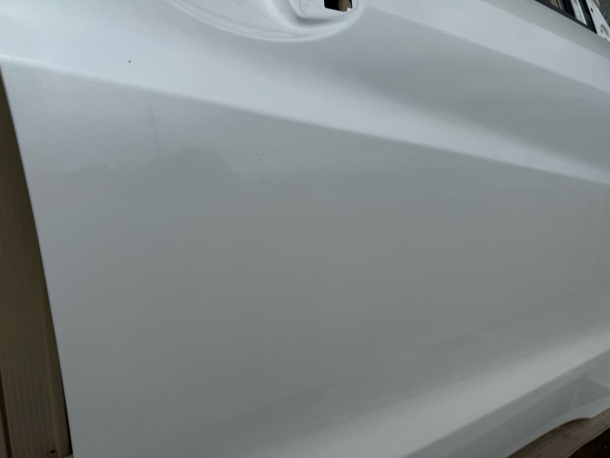 ヴェゼル RU1 RU2 RU3 RU4 右フロントドア ※個人宅発送不可_画像5