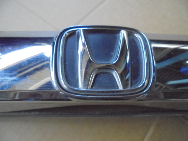 ホンダ純正　NBOX　カスタム　JF1　リアガーニッシュ　カメラ付き用中古品_画像3