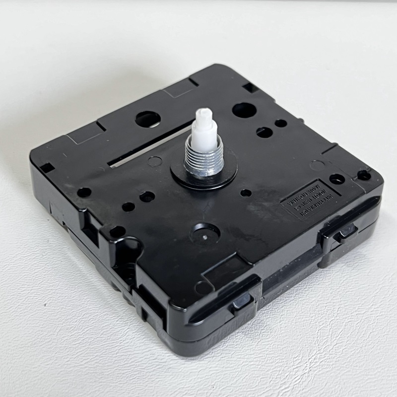 生産終了★新品★RHYTYM リズム時計 汎用 クロック ムーブメント ゴム座１mm 単３乾電池用 ステップ秒針★掛け時計 置時計に★シチズンにも_画像2