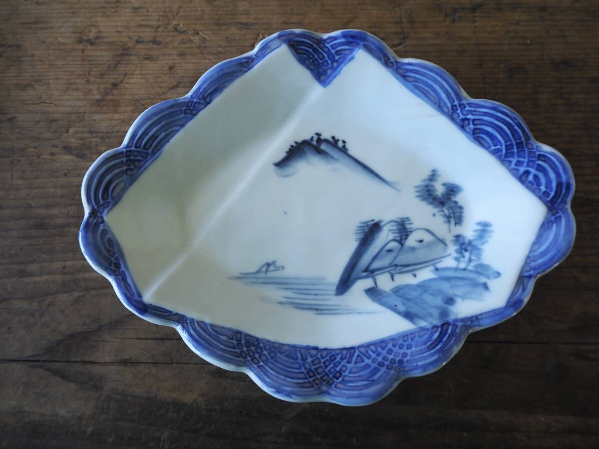 【OAN】時代物 印判染付 輪花 菱形 向付 4客 銘有 骨董 古美術 古道具 古民藝 茶道具 懐石 古玩 折り紙 変形皿 刺身皿 小皿 モダン_画像6