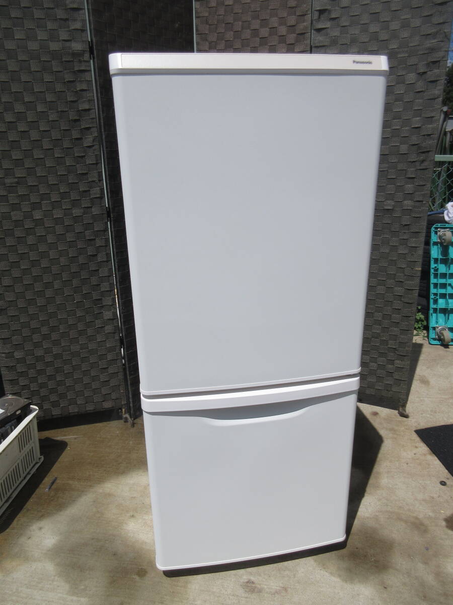 【美品】パナソニック 冷蔵庫 NR-B14HJ-W 2023年製 138L Yahoo!オークション - 2023年製『パナソニック』138L 2ドア